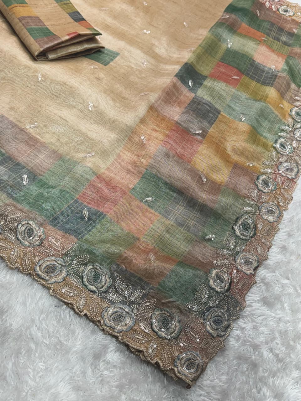 Beautiful Glass Organza Digital Print, Sequins, Embroidered Work