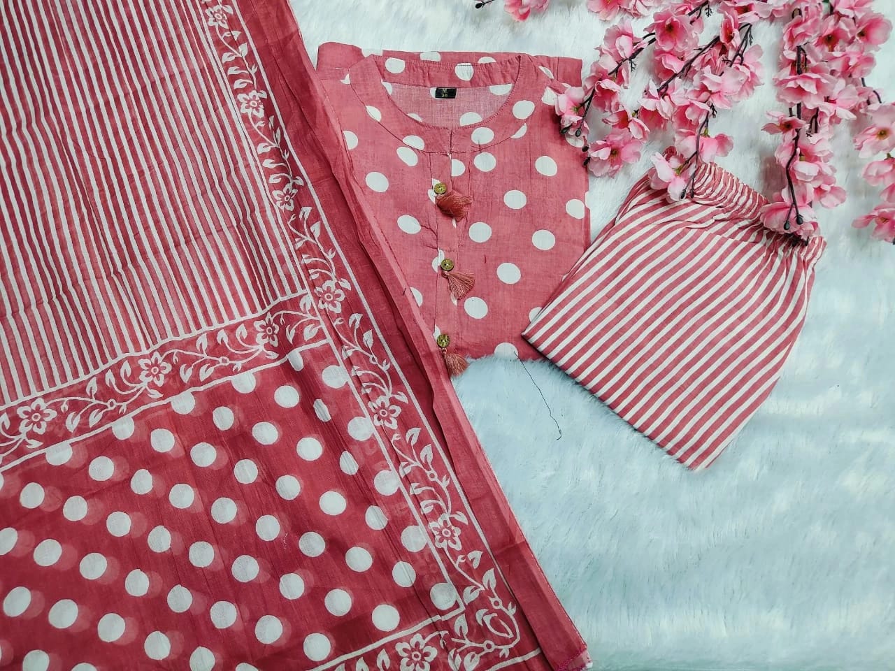 Summer Season with Vibrant Polka-Dot Print Straight Line Style Dupatta Kurti Set