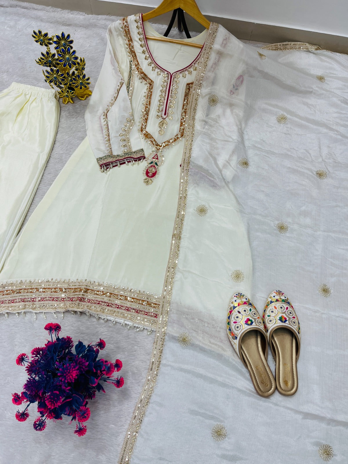 FESTIVAL ETHNIC OUTFIT SEQUENCE EMBROIDERY ON SILK FABRIC TOP AND PLAZZO WITH DUPATTA SET (For Other Size Details See Description)