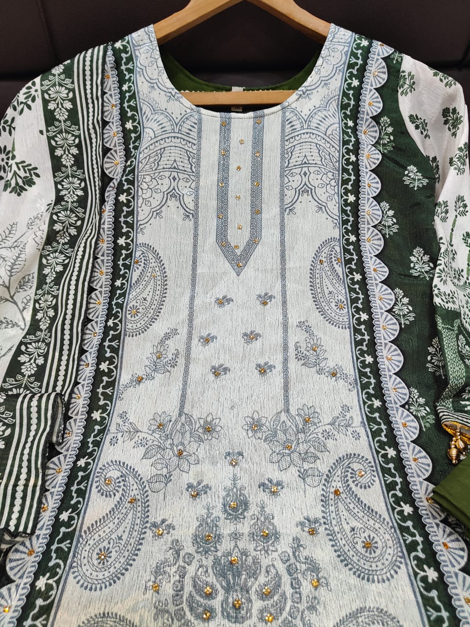 DESIGNER WEAR TRENDING  TOP WITH PRINTED WORK WITH DIAMOND WORK WITH PANTS AND DUPATTA