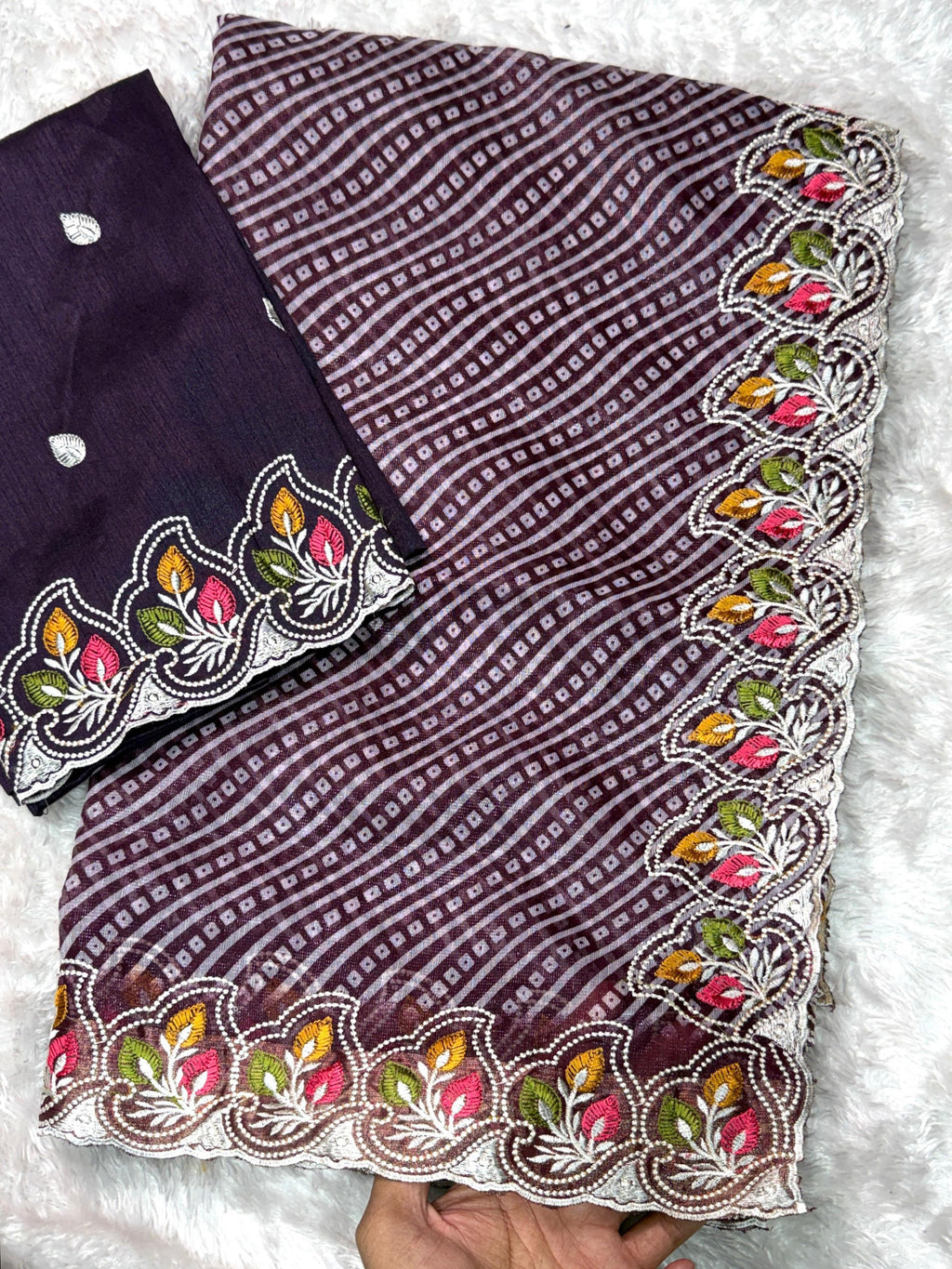 Buy Megha Cotton Embroidered Saree With Zari Border And Bandhani Print