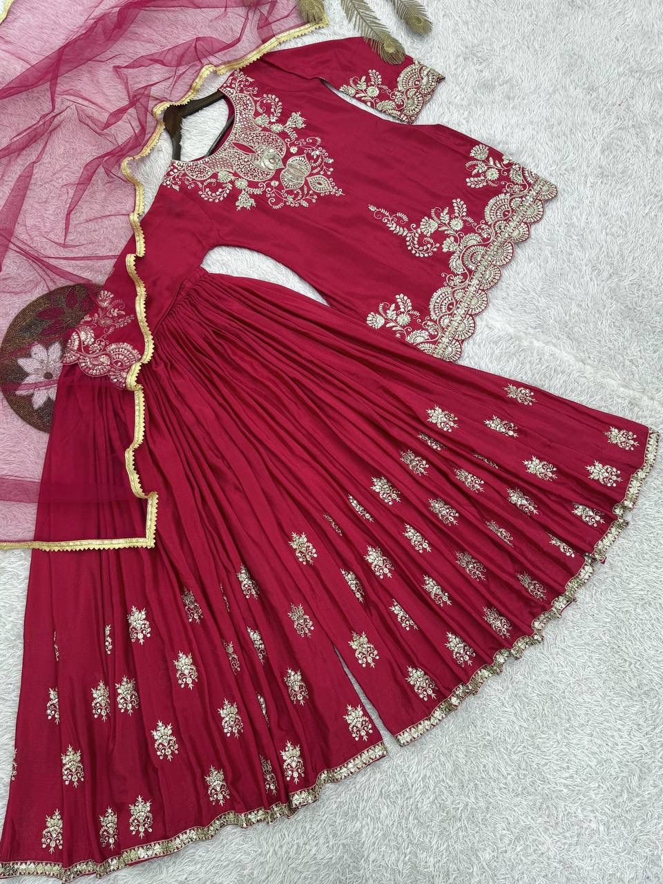 NEW READY TO WEAR COLLECTION 3 PIECE FANCY KURTI WITH BEAUTIFUL FLAIRED PLAZZO AND DUPATTA