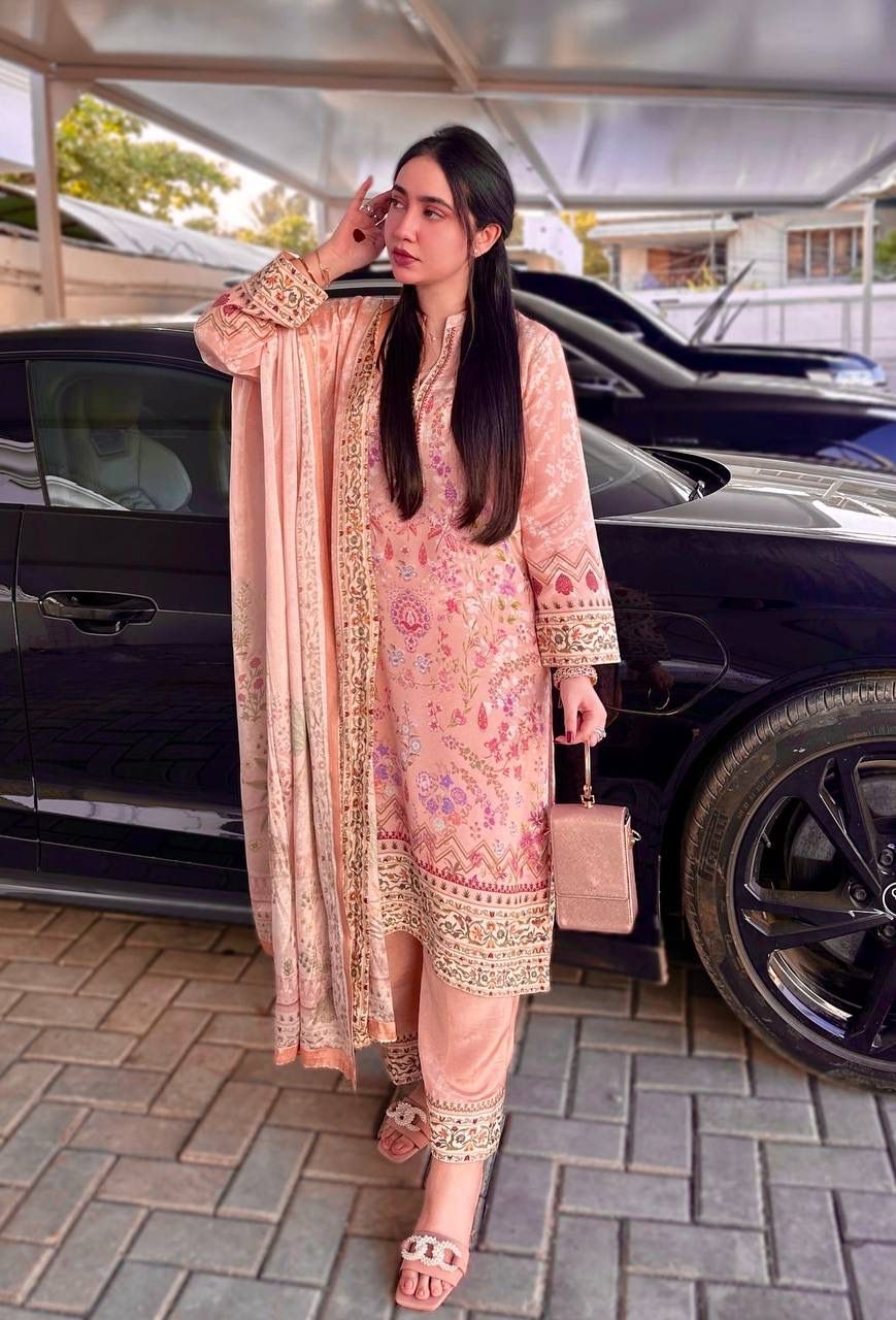 NEW READY TO WEAR COLLECTION FANCY PRINTED KURTI WITH BEAUTIFUL BOTTOM AND ATTRACTIVE DUPATTA 👗