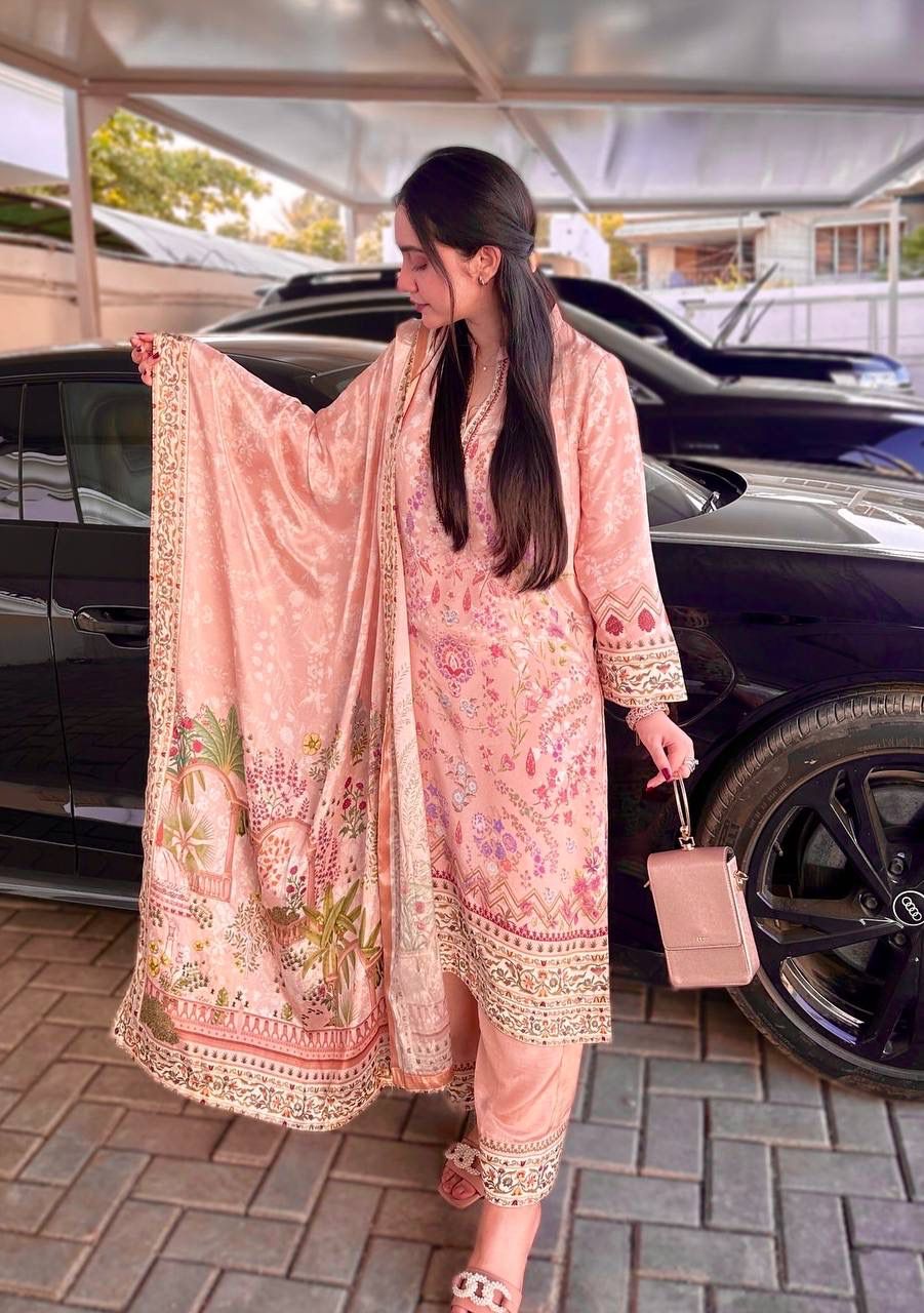 NEW READY TO WEAR COLLECTION FANCY PRINTED KURTI WITH BEAUTIFUL BOTTOM AND ATTRACTIVE DUPATTA 👗