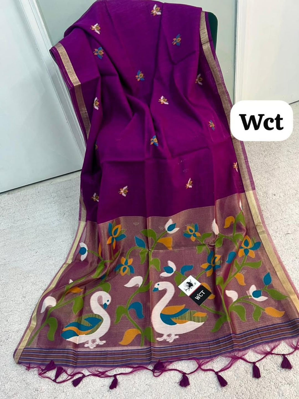 Meenakari Woven Linen Silk Saree with Jamdani Pallu & Swan Motif Paithani Fusion Saree