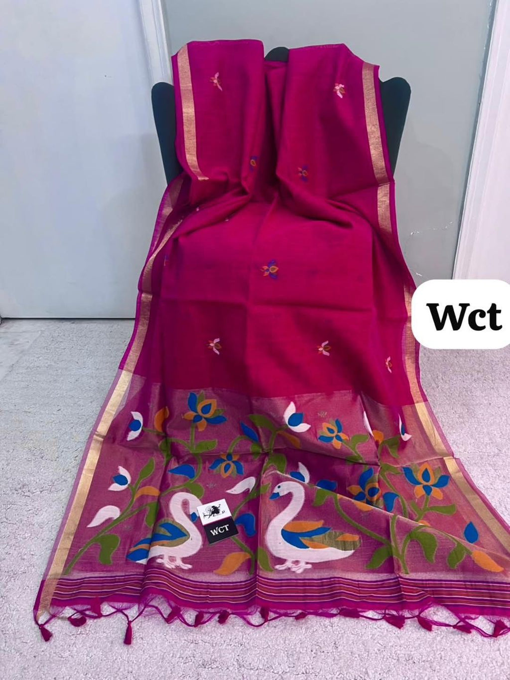 Meenakari Woven Linen Silk Saree with Jamdani Pallu & Swan Motif Paithani Fusion Saree