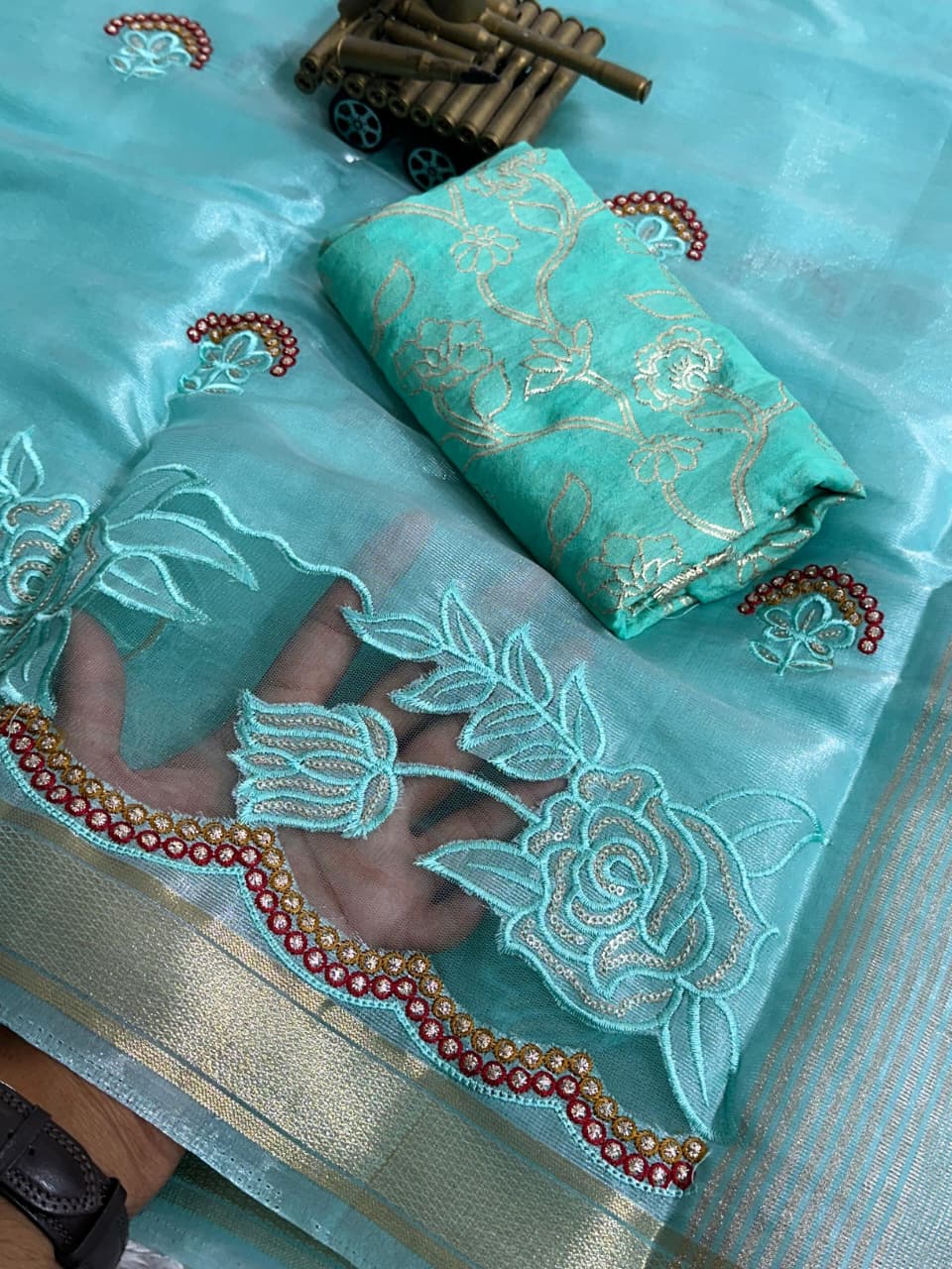 Design-Kastur Sari