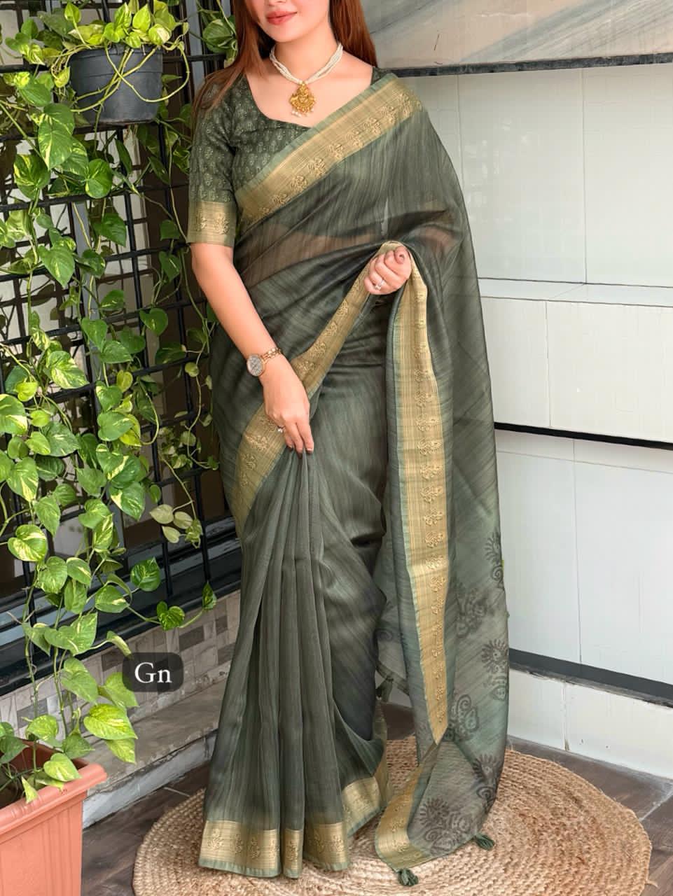 Designer print in saree