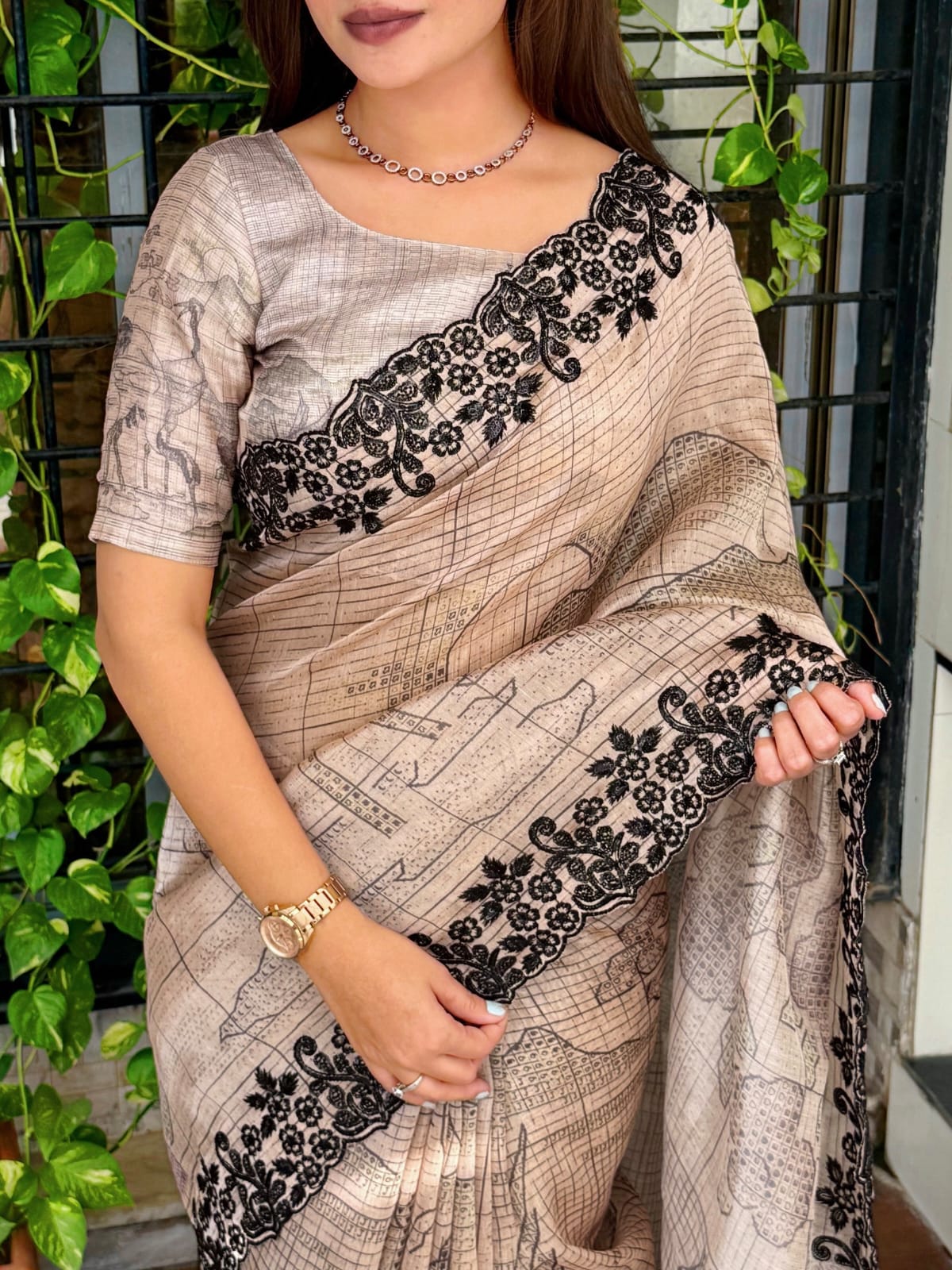Digital print, Black sequins, Embroidered work creates a tapestry of elegance, This piece of Glass organza saree