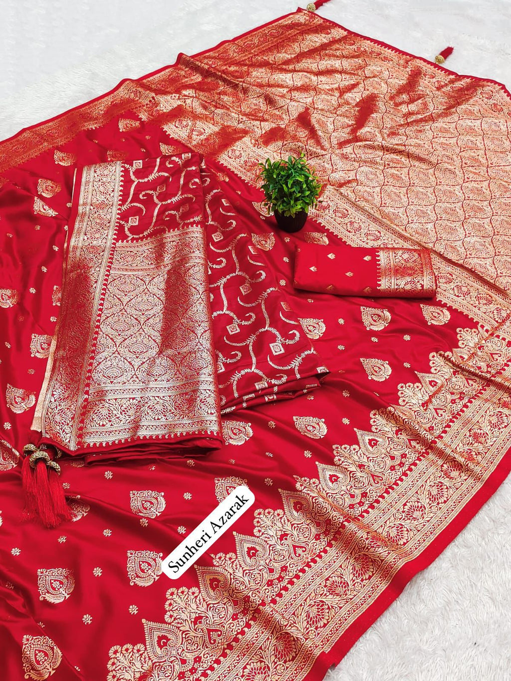 Sunheri Sarees❤️✨