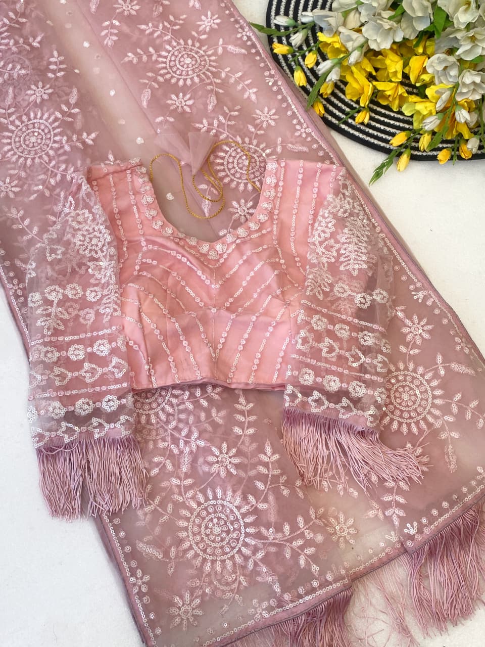 Bollywood BlockBuster Sequins Design Beautiful Zalar Attached in Pallu & blouse SARI