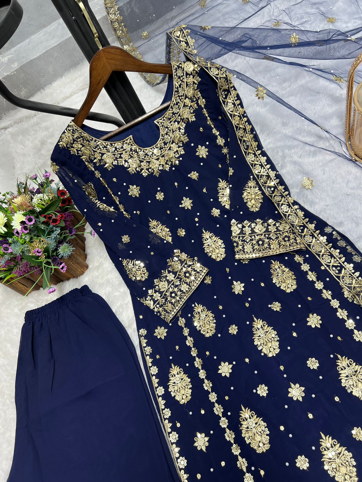 PRESENTING 3 PIECE STYLISH KURTI DUPATTA WITH BEAUTIFUL PLAZZO