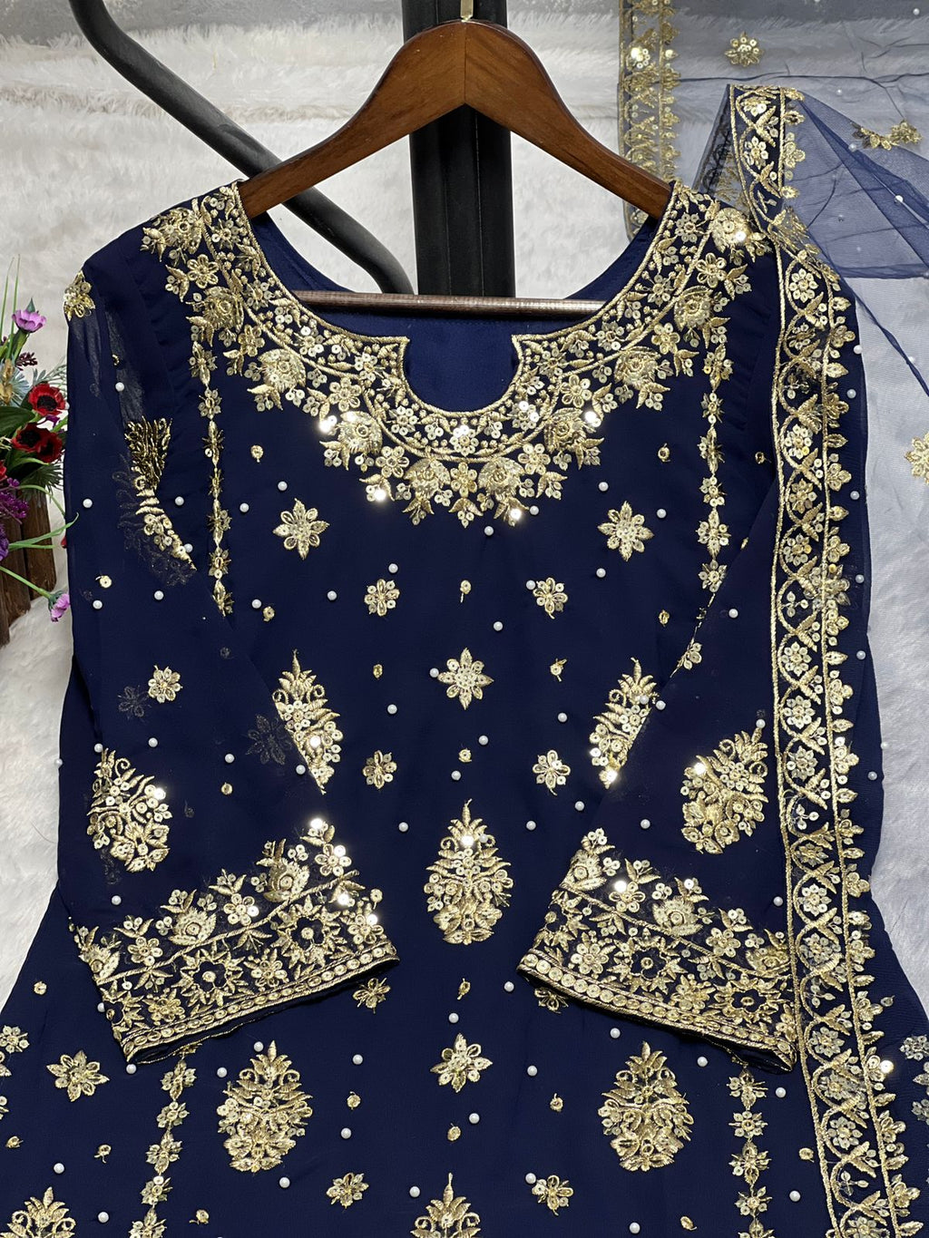 PRESENTING 3 PIECE STYLISH KURTI DUPATTA WITH BEAUTIFUL PLAZZO