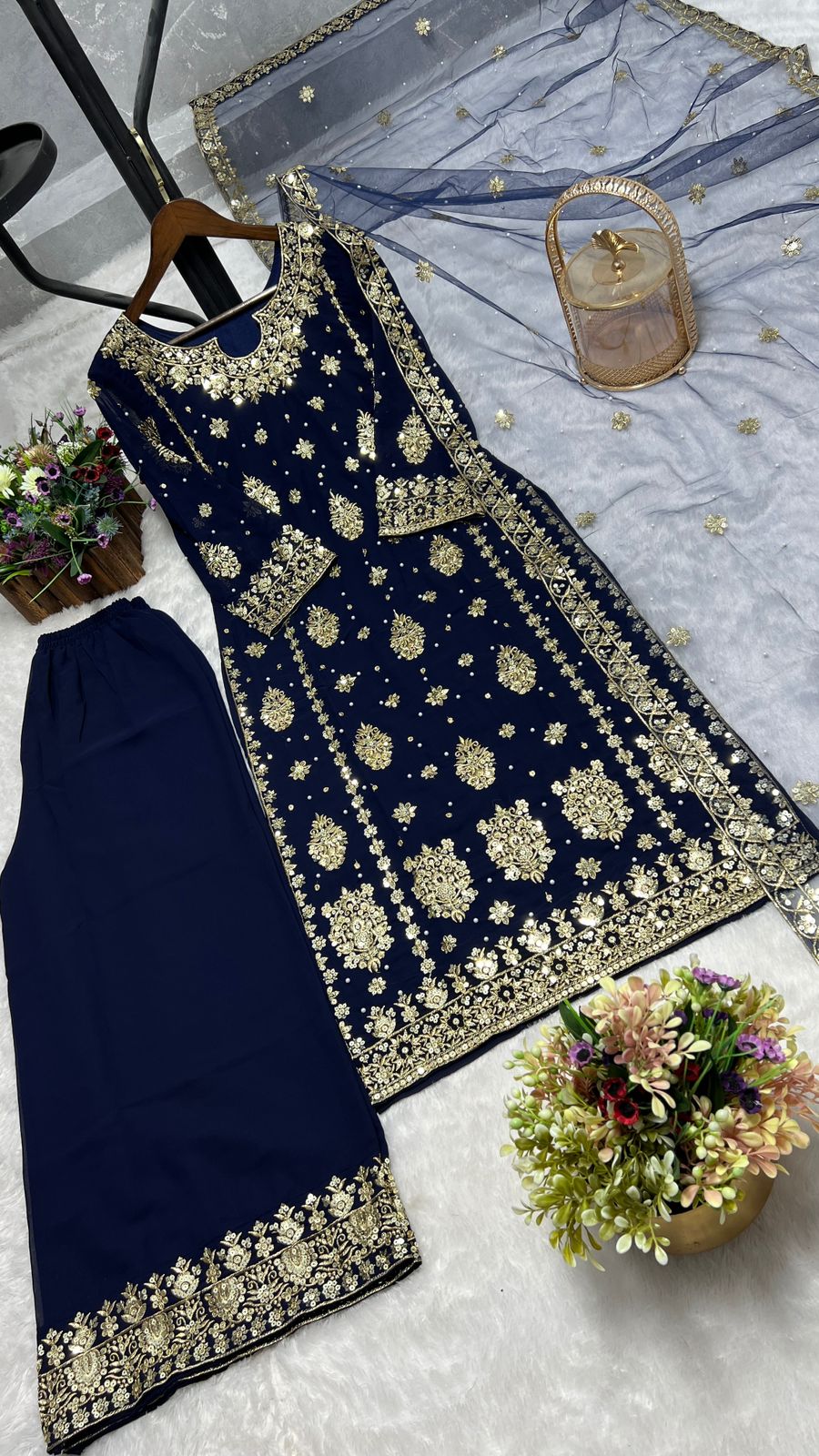 PRESENTING 3 PIECE STYLISH KURTI DUPATTA WITH BEAUTIFUL PLAZZO