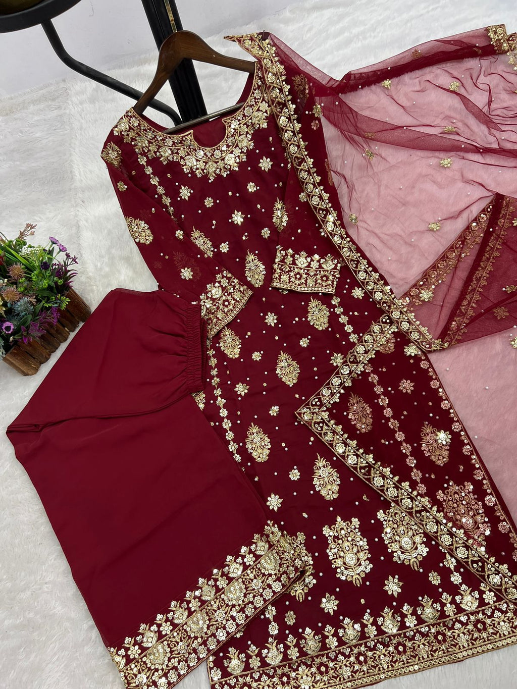PRESENTING 3 PIECE STYLISH KURTI DUPATTA WITH BEAUTIFUL PLAZZO