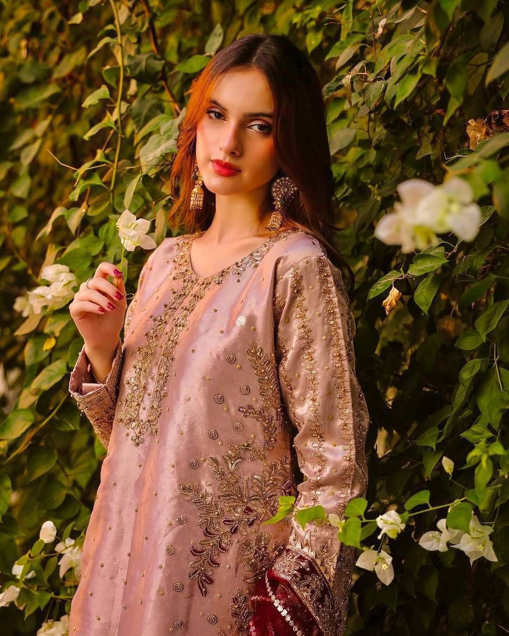 PRESERNTING NEW READY WEAR  SPACIAL FANCY DESIGN HEAVY EMBROIDERY AND SEQUENCE WORK TOP - PLAZZO WITH  DUPATTA ❤️