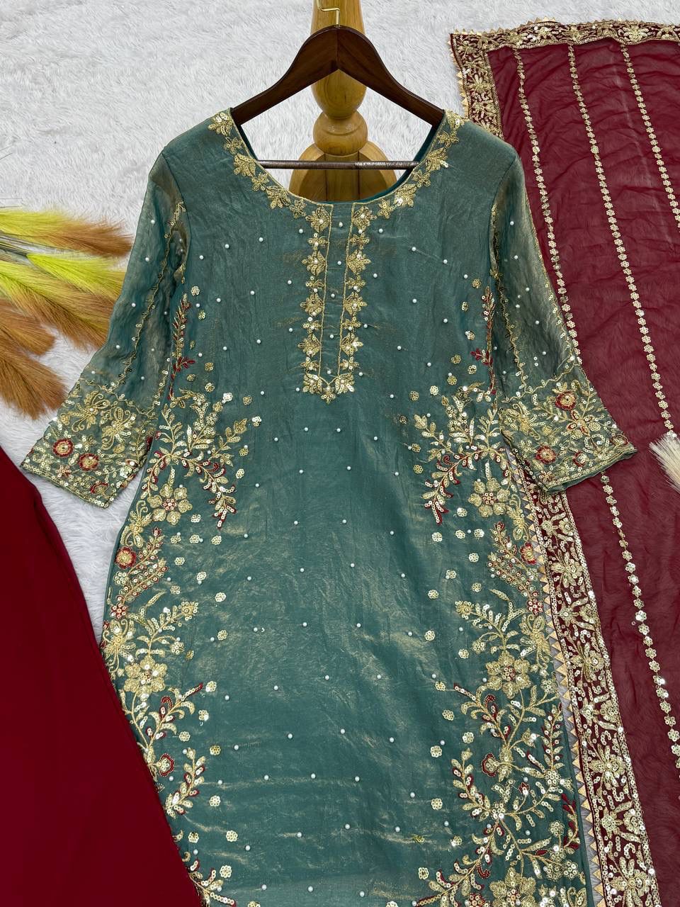 PRESERNTING NEW READY WEAR  SPACIAL FANCY DESIGN HEAVY EMBROIDERY AND SEQUENCE WORK TOP - PLAZZO WITH  DUPATTA ❤️