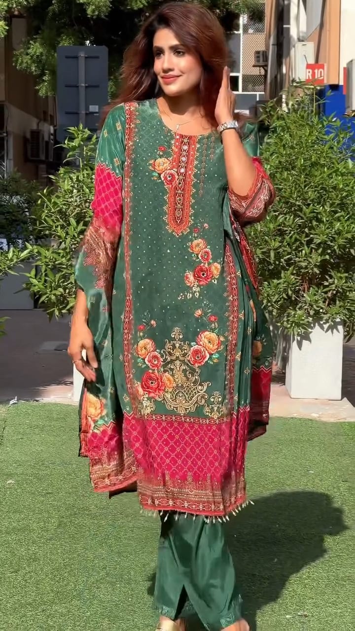 Premium Chinon febric Pakistani Floral print and embroidery mirror works 3-Piece Suit Set