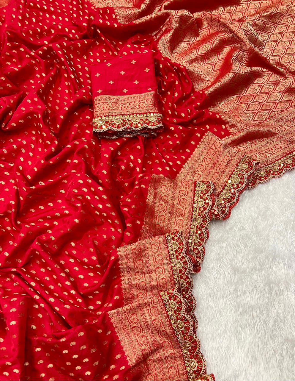 kanchi borders meets the tradition SARI