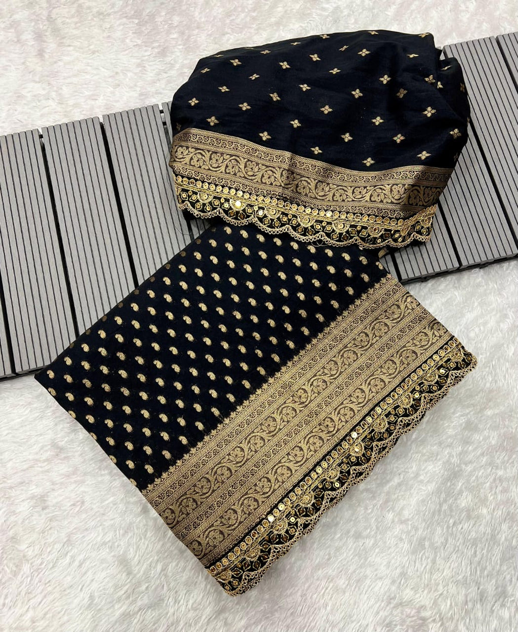 kanchi borders meets the tradition SARI