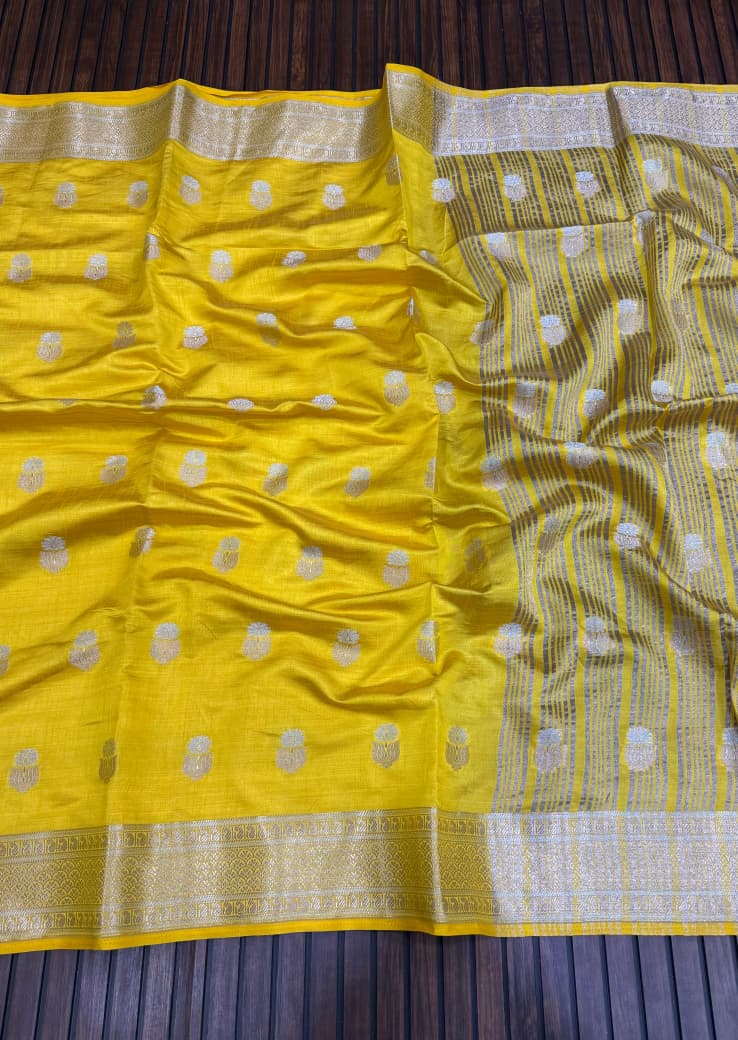 Pure Tuser Silk Jaqurad Weaving Lotus sari