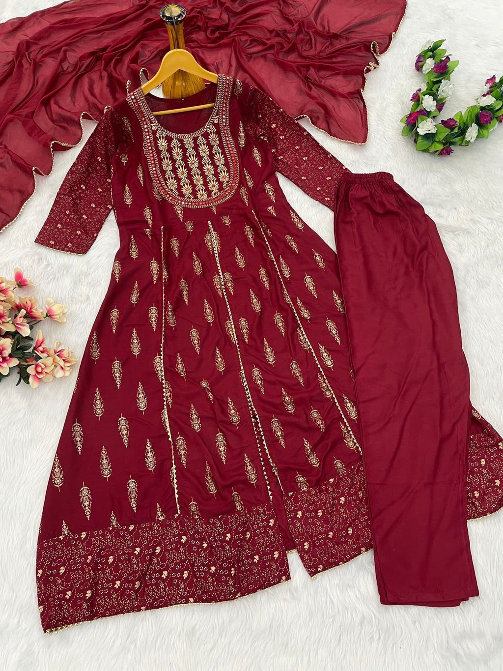 New Reyon beautiful suit set and duppta