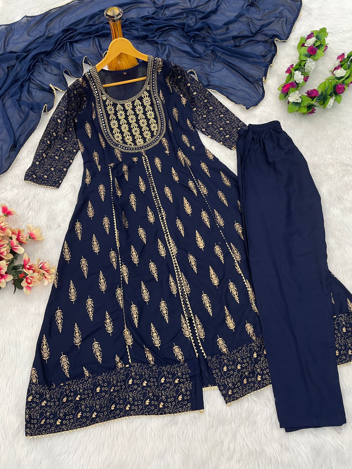 New Reyon beautiful suit set and duppta