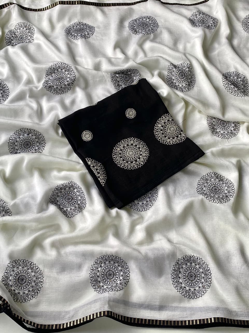 Pure crush fabric saree