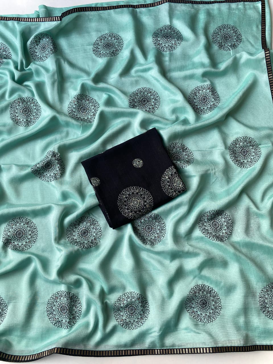 Pure crush fabric saree