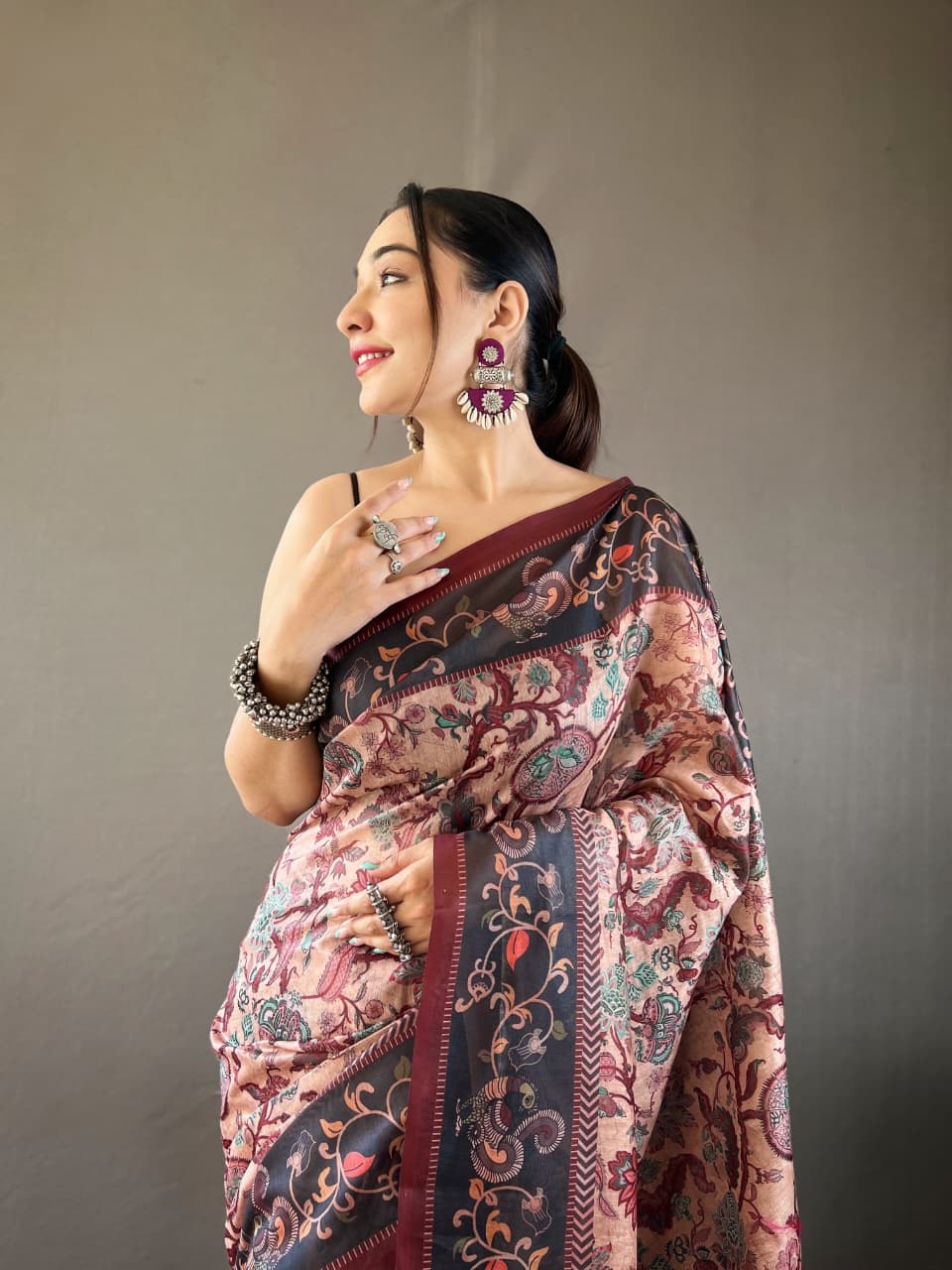 Beautiful pallu and border all over the saree