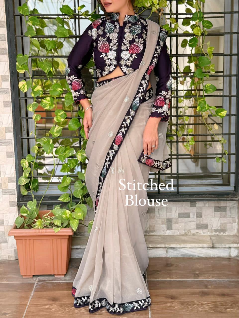 lets wraped in elegance, Plan solid saree