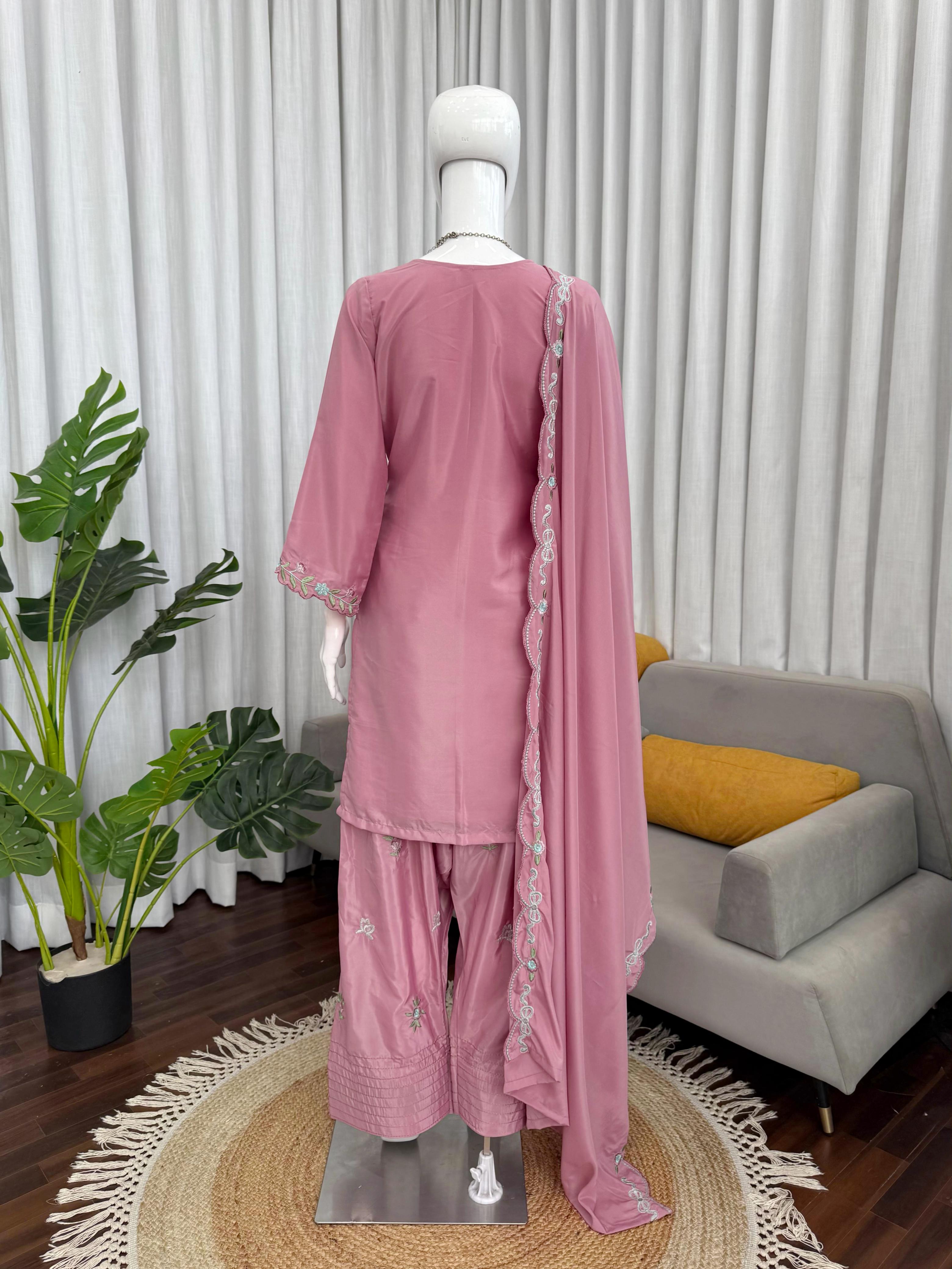 Crafted for comfort Plazzo Suite Set