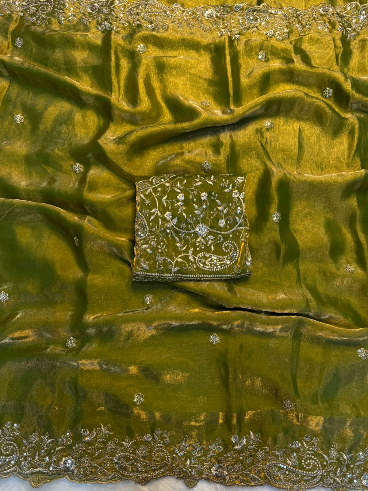 SUPER DUPER HIT DESIGN SARI