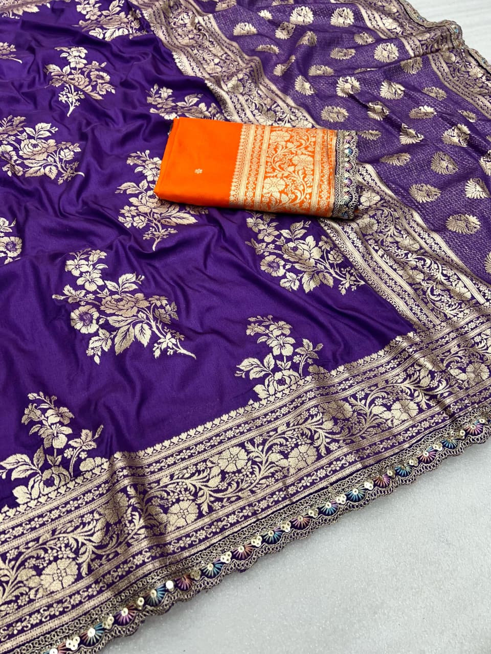WRAP YOUR SELF IN TRADITION  SARI