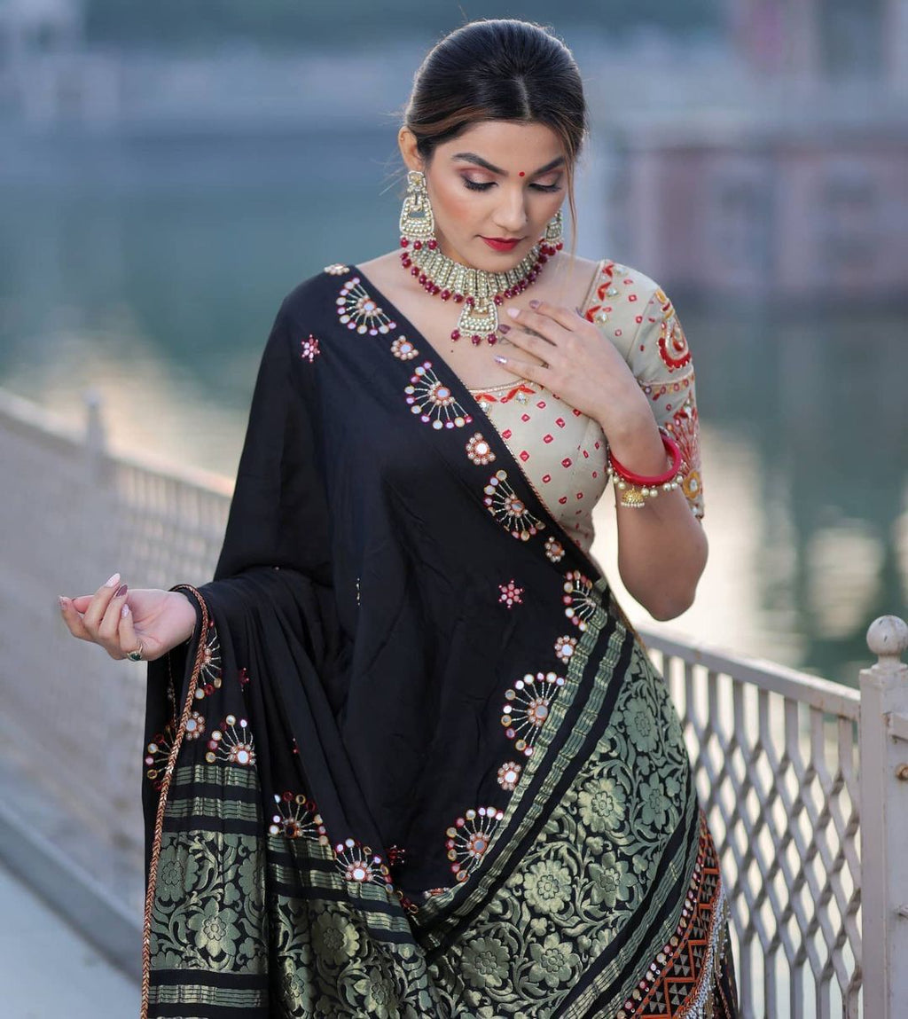 DIGITAL PRINTED WORK LAHENGA