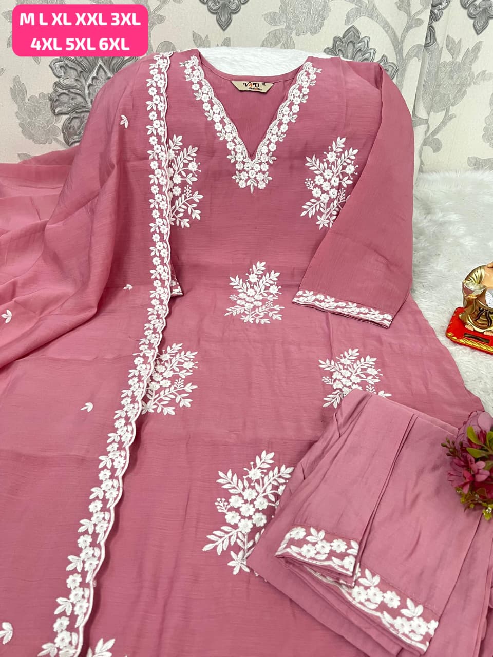 🌟 KIARA CHANDERI ELEGANCE 🌟