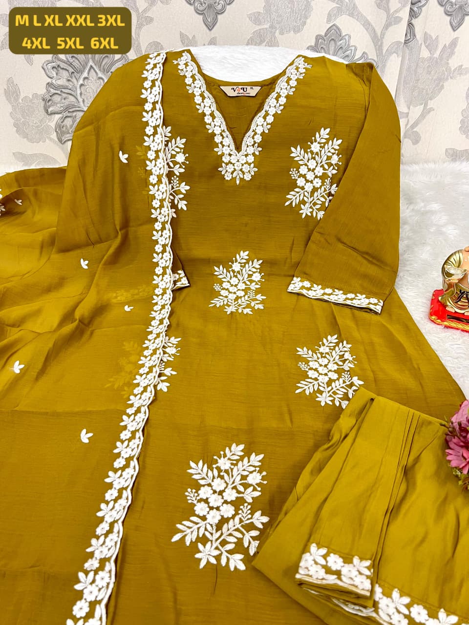 🌟 KIARA CHANDERI ELEGANCE 🌟
