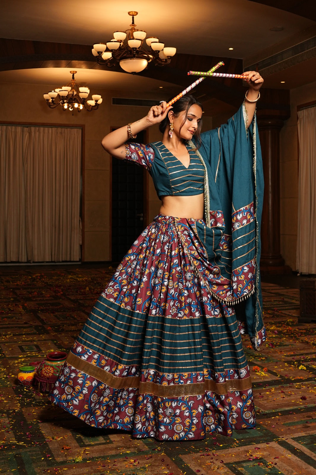 NAVRATRI CHANIYA CHOLI