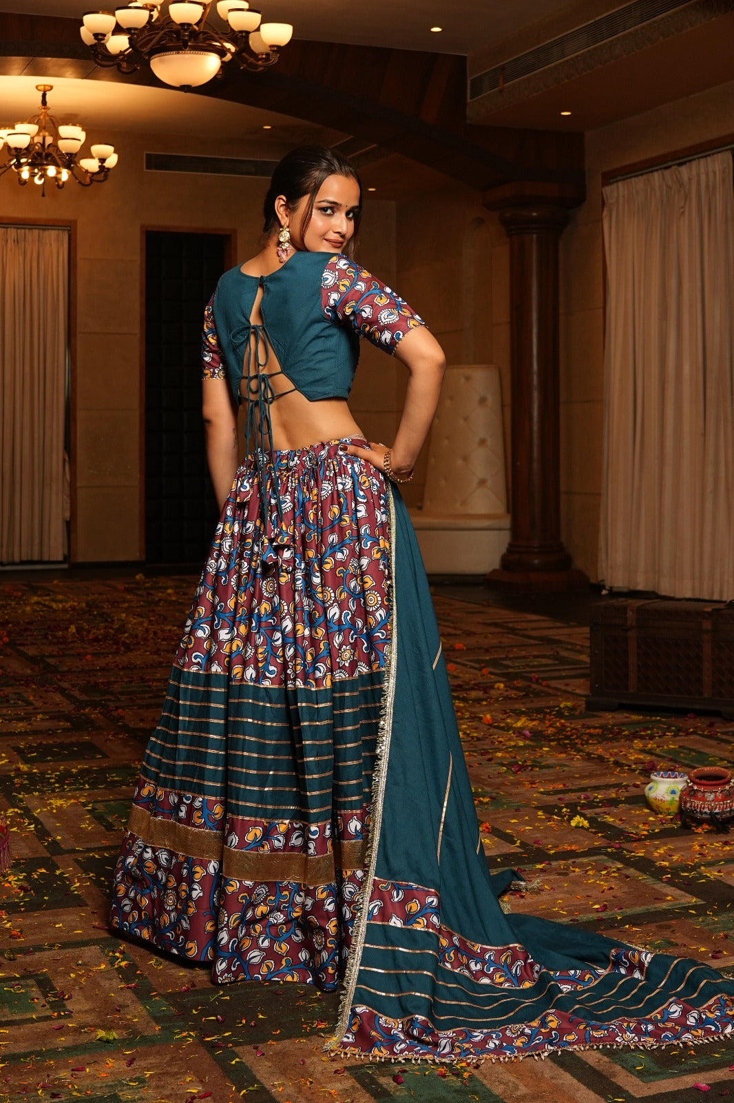 NAVRATRI CHANIYA CHOLI