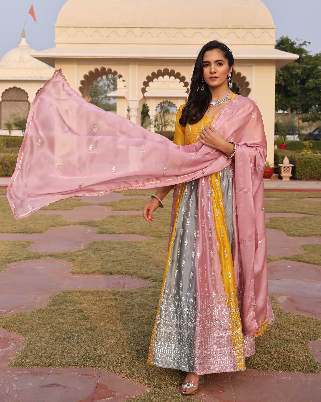 &nbsp;WEDDING WEAR ANARKALI gown👗