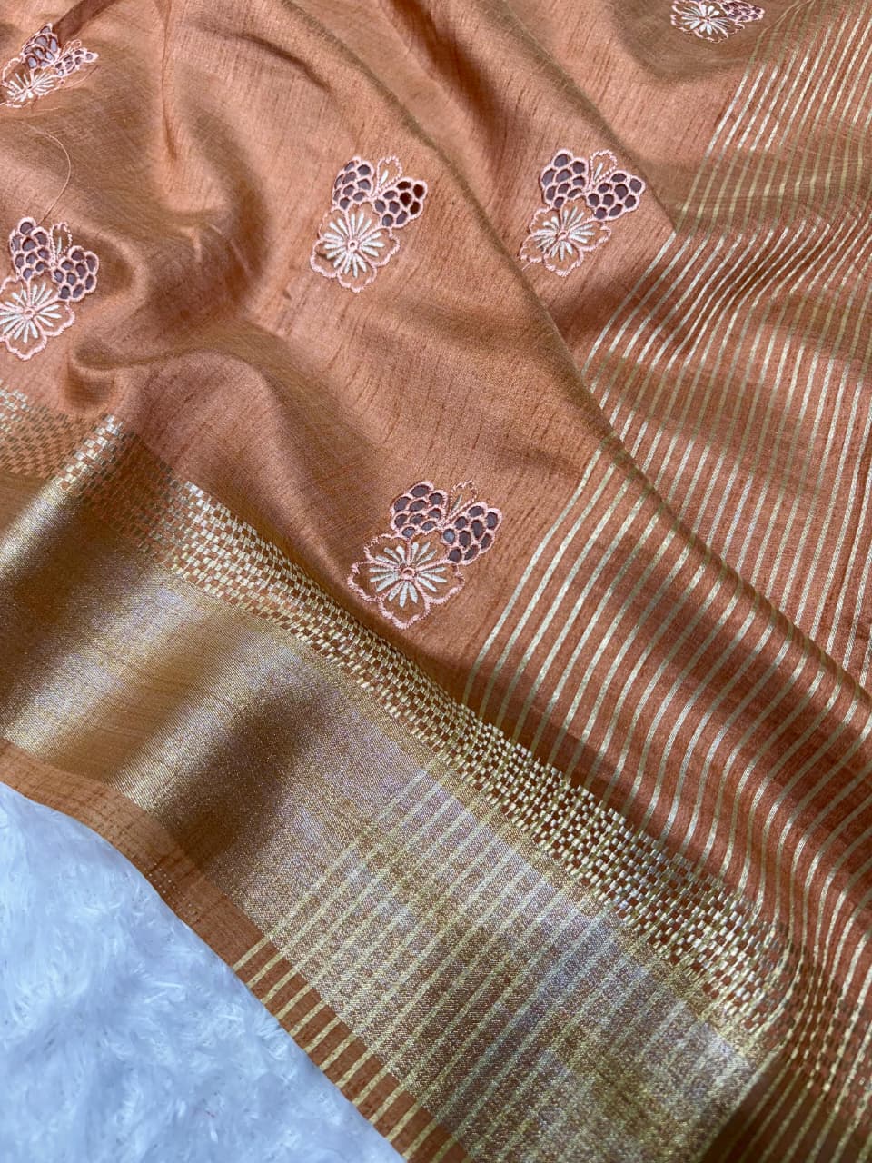 Buy Assam Silk Zari Jacquard Border With Zari Weaving Chit Pallu With Running Blouse