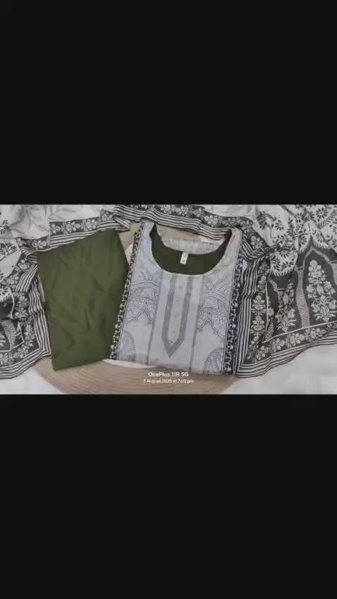 DESIGNER WEAR TRENDING  TOP WITH PRINTED WORK WITH DIAMOND WORK WITH PANTS AND DUPATTA